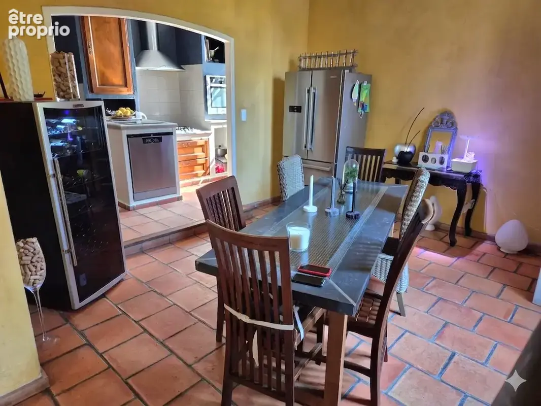 Maison familiale avec dépendances et terrain 1450 m2 - photo 2
