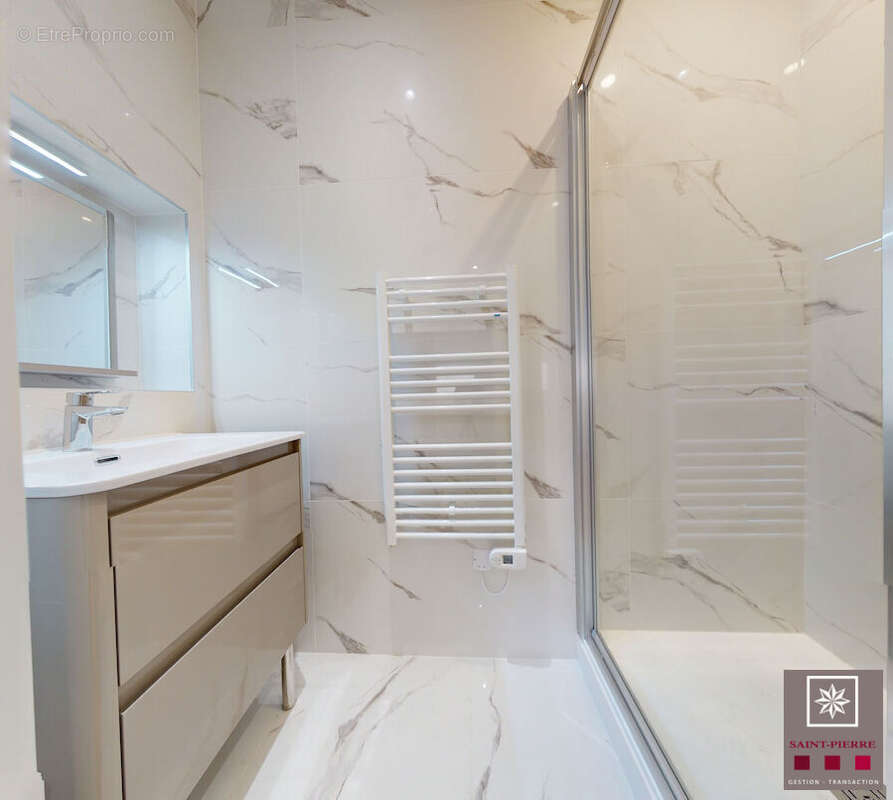 Appartement à LYON-1E