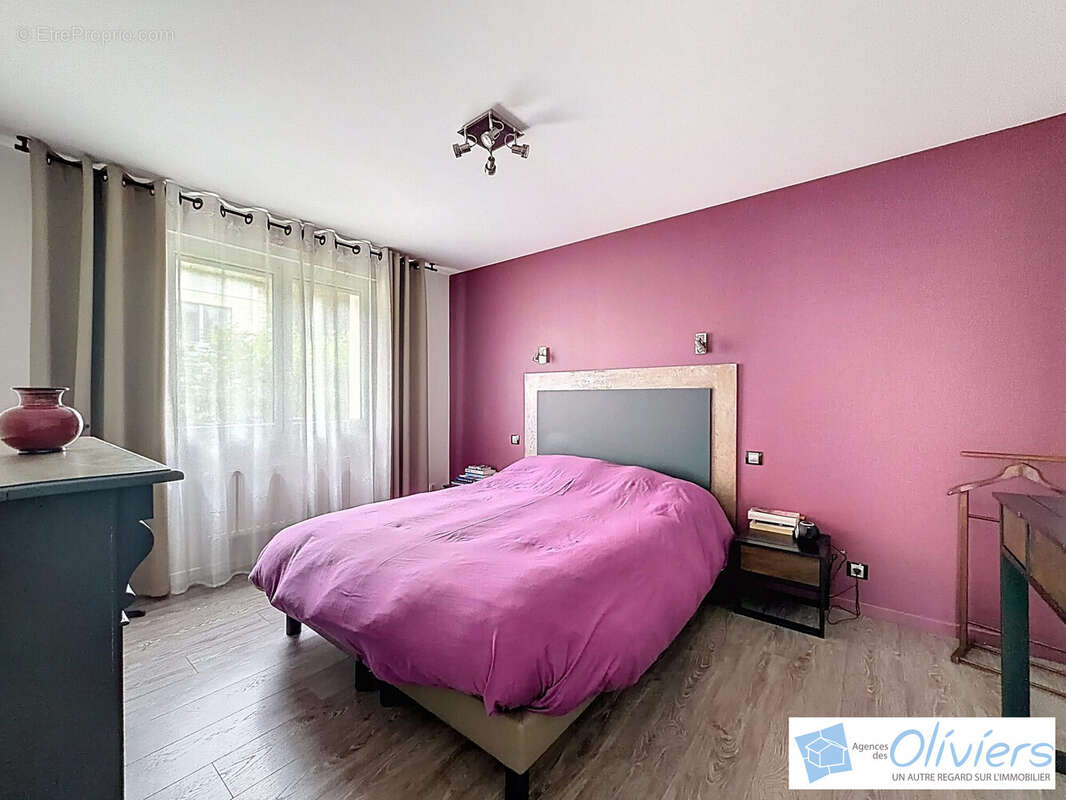 Maison à SAINT-REMY-LES-CHEVREUSE