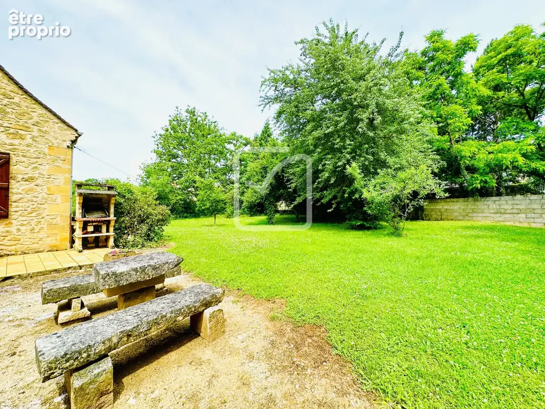EXCLUSIVITE - Vaste demeure de caractère sur sous sol avec son appartement sur un parc clos de 2080m2 - photo 7
