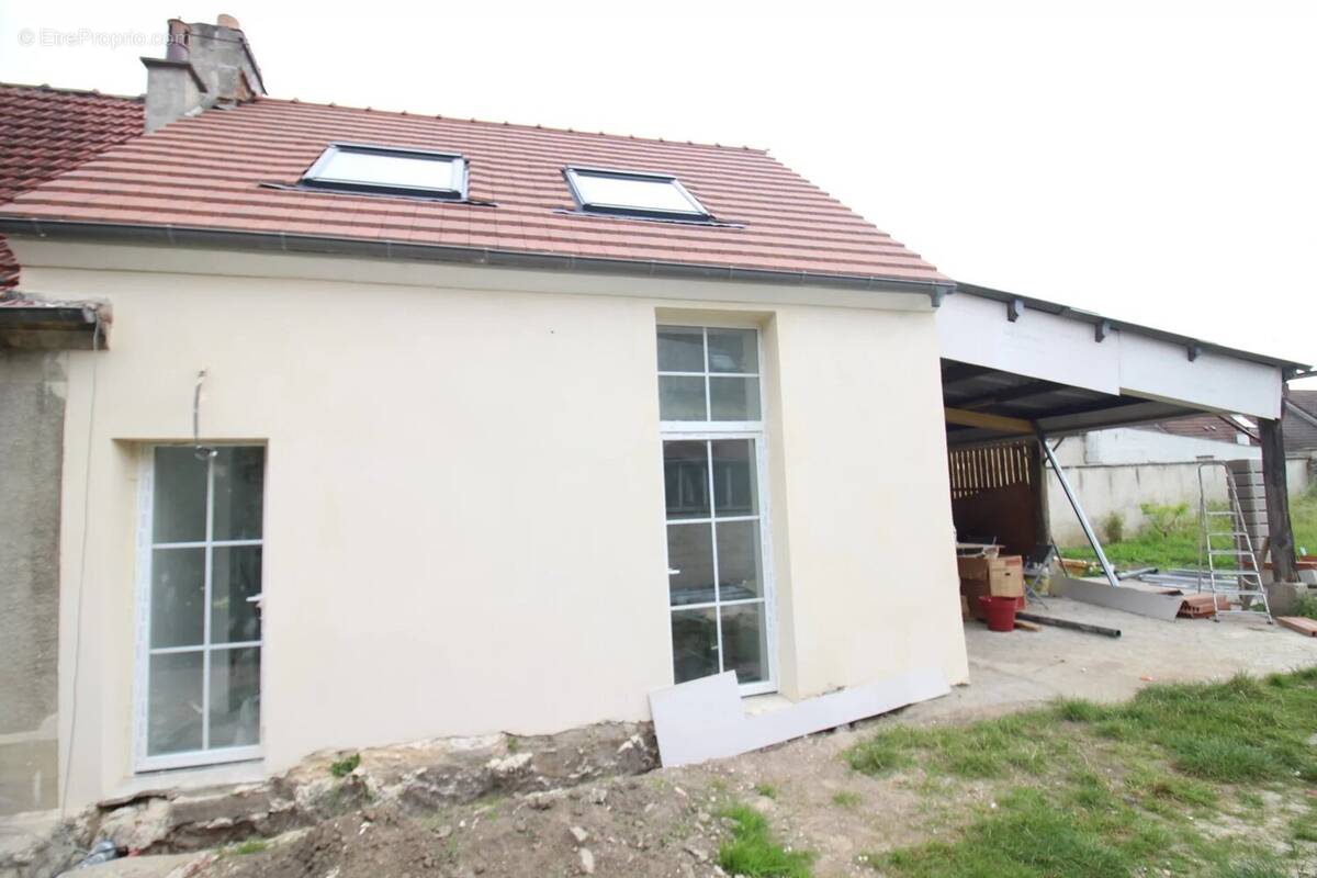 Maison à MOUY