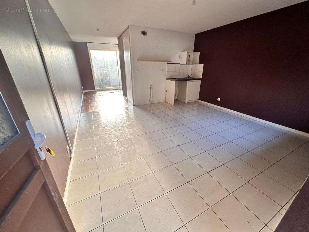 Appartement à BUC
