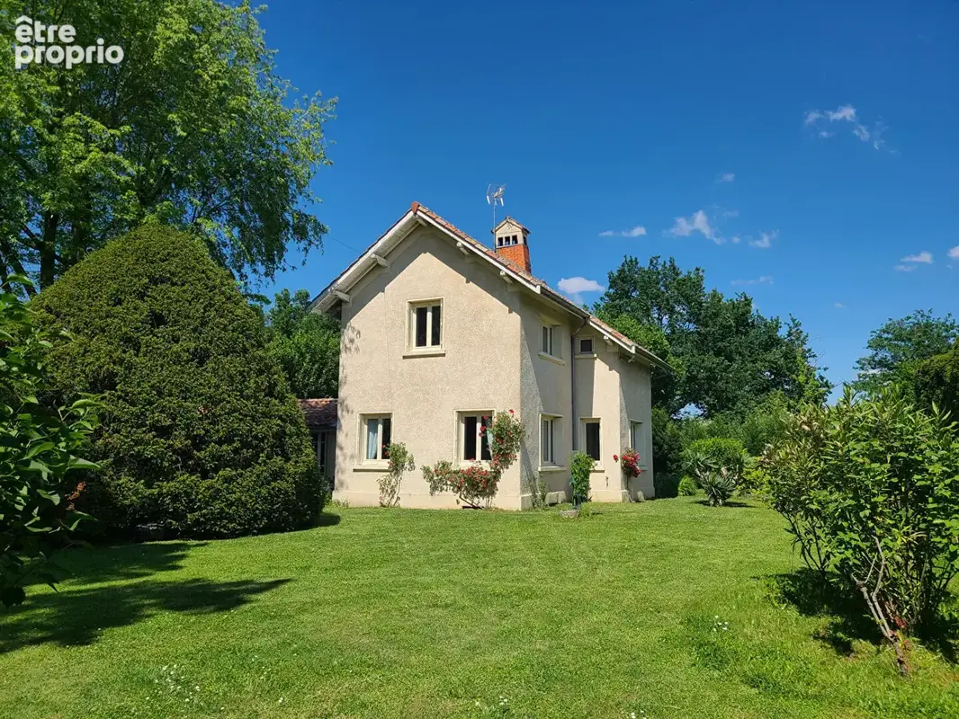 Photo Maison à Les Cheres au prix de 485 000€