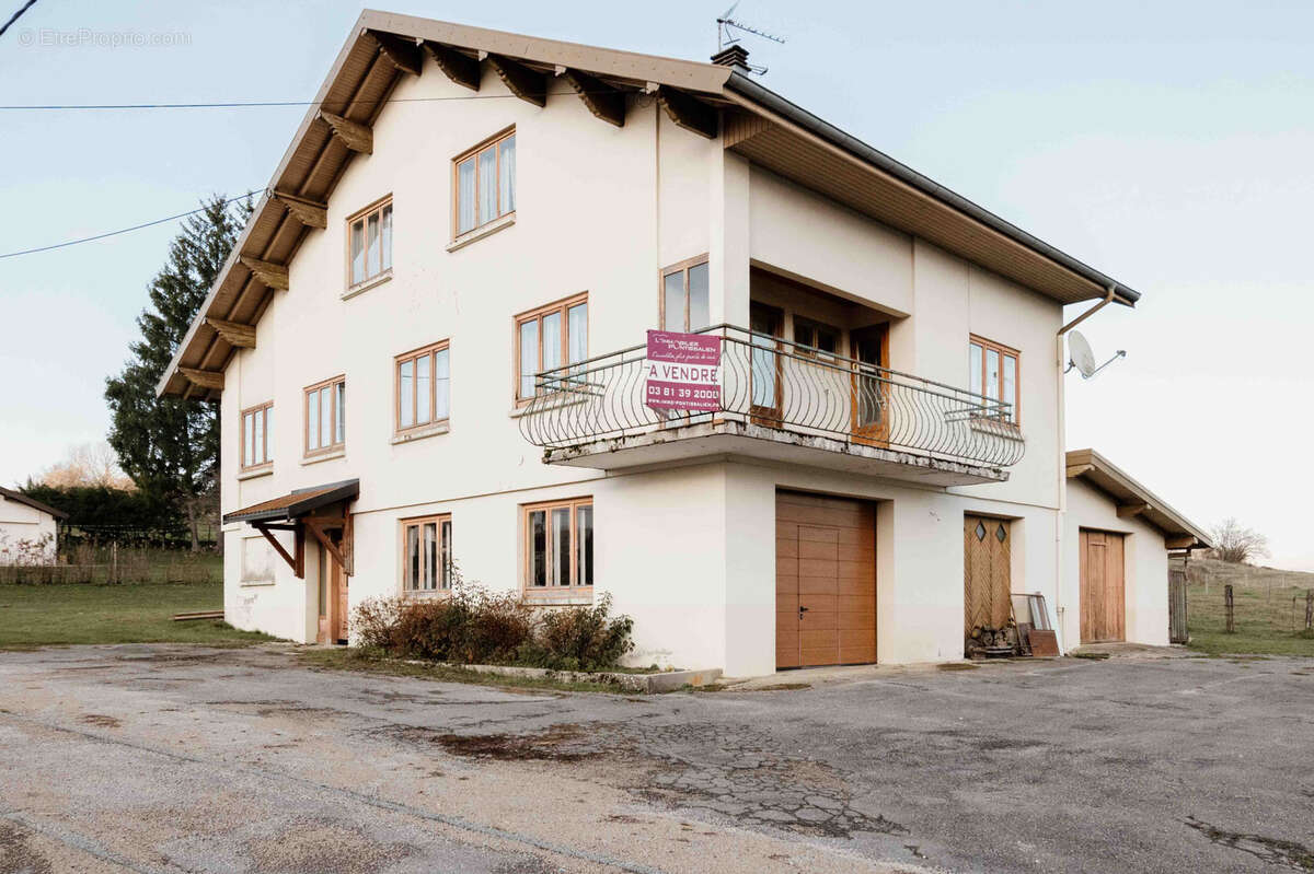 Maison à LA LONGEVILLE