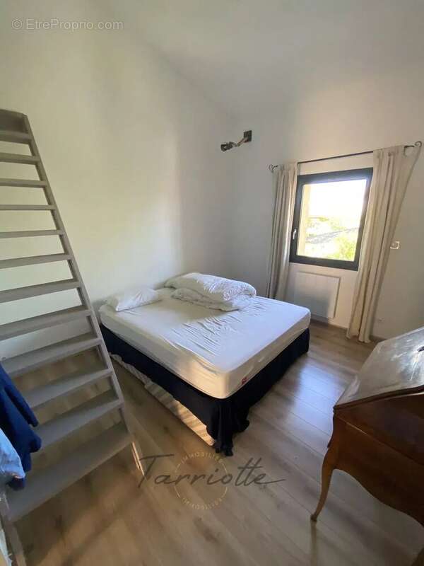 Maison à MONTELIMAR