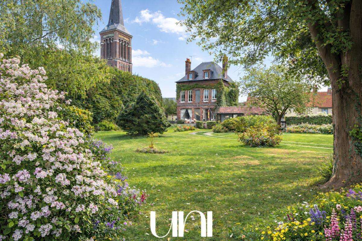 Maison à MEZIDON-CANON