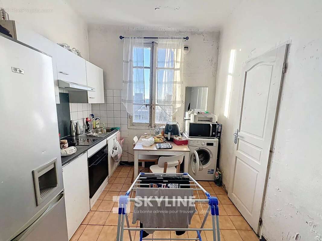 Appartement à MARSEILLE-3E