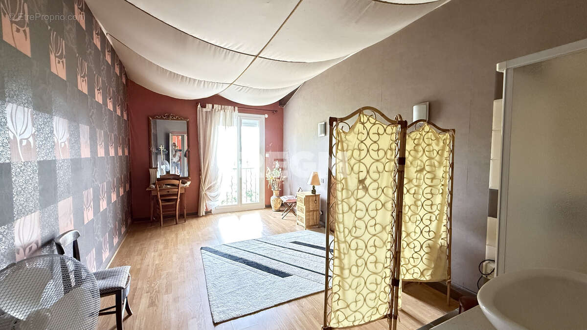 Maison à SAUSSINES