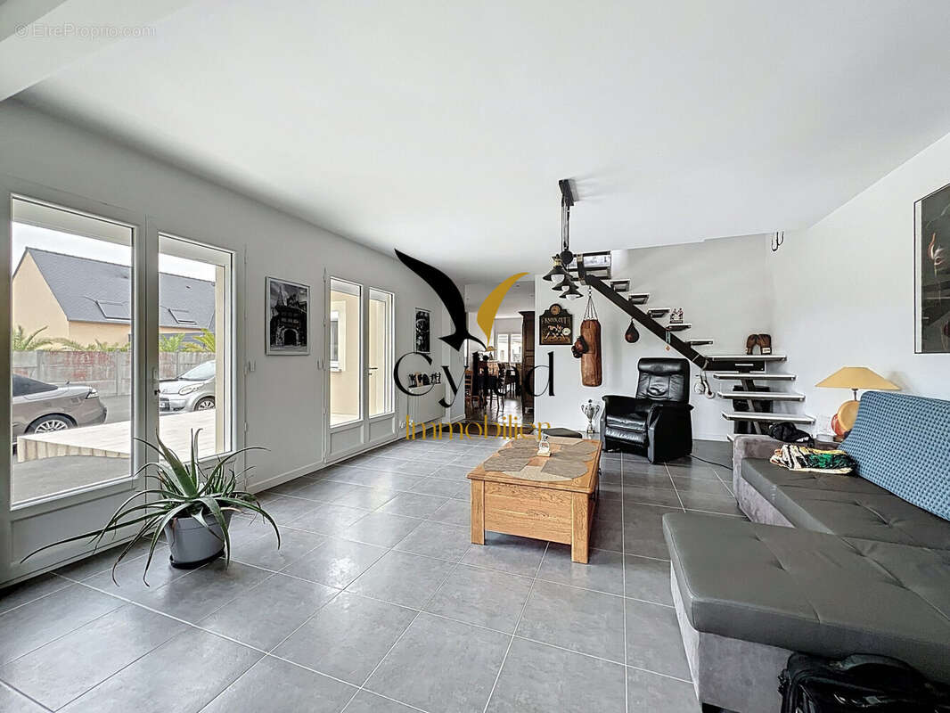 Maison à LE VIVIER-SUR-MER