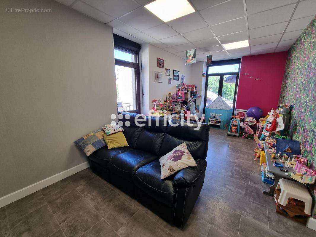 Maison à LE MALZIEU-VILLE