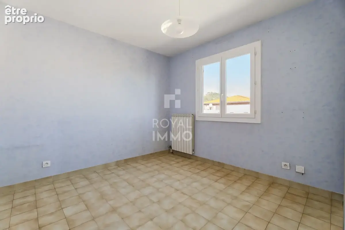 Appartement T3 - terrasse - garage - photo 7