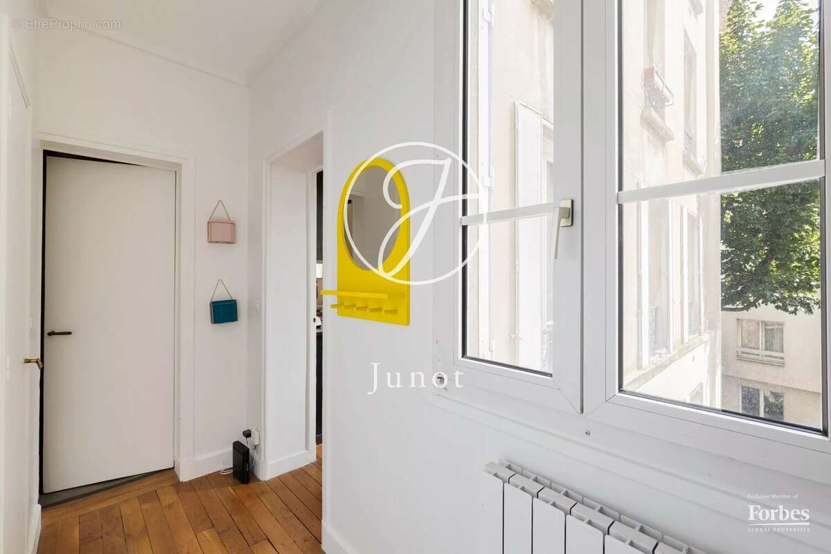 Appartement à PARIS-18E