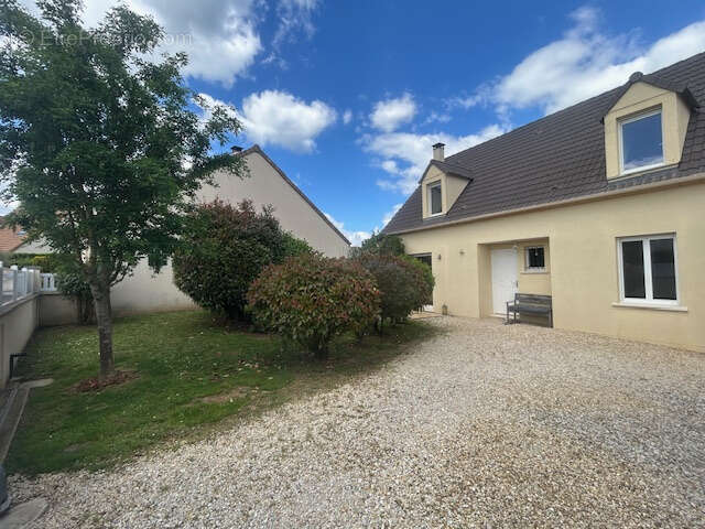 Maison à MARCOUSSIS