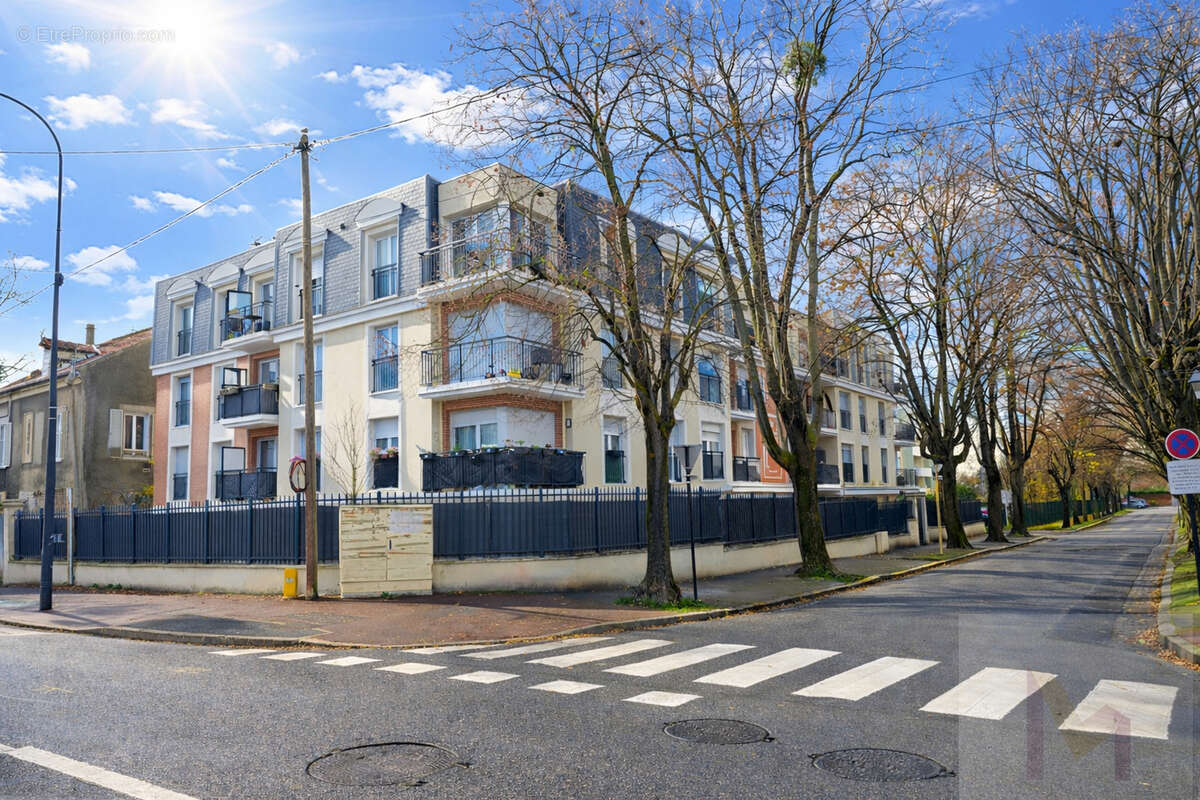 Appartement à NEUILLY-PLAISANCE
