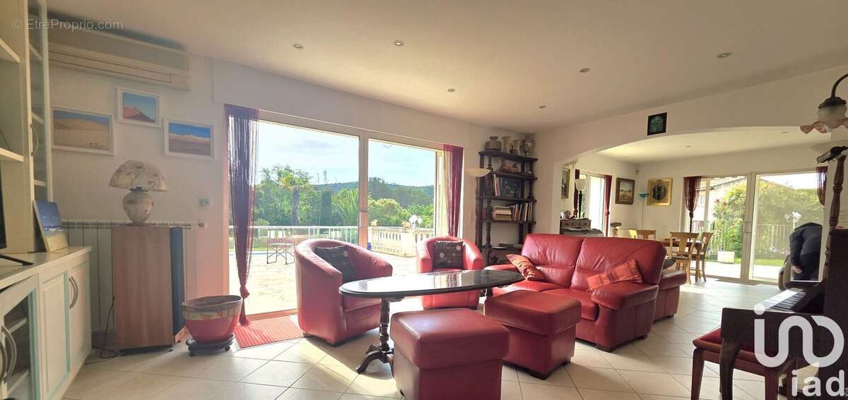 Photo 3 - Maison à SAINT-RAPHAEL