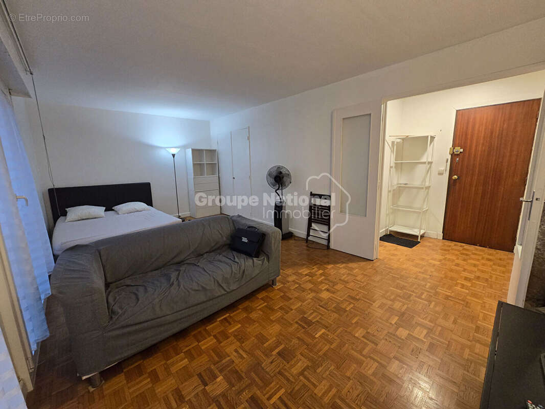 Appartement à ISSY-LES-MOULINEAUX