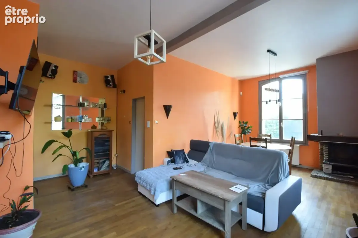 Maison de 128 m2 avec beaux volumes, jardin et dépendances - photo 4