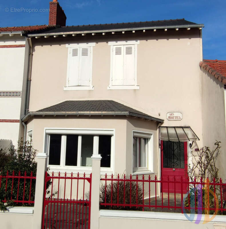 Maison 6 pièces 110m2 à 200m de la plage. - photo 11