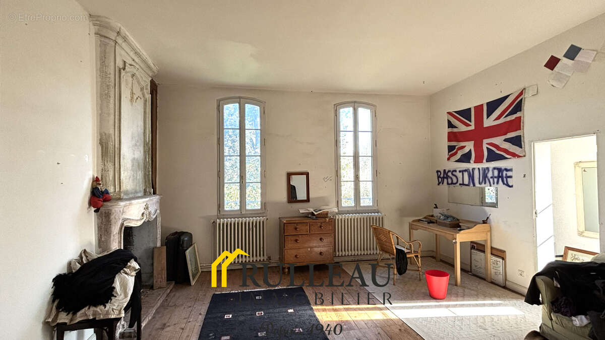 Maison à SABLONS