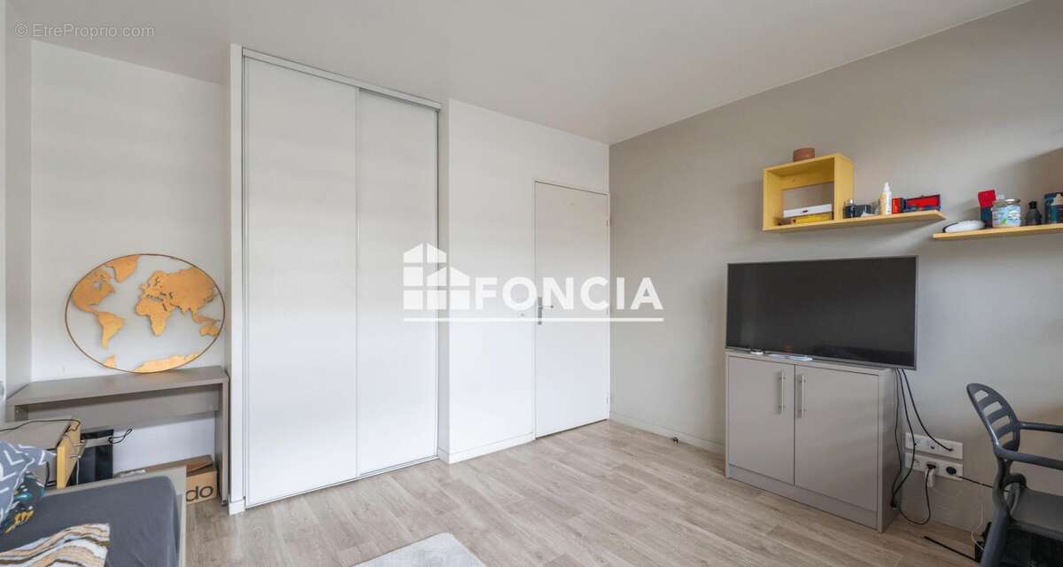 Appartement à PARIS-19E