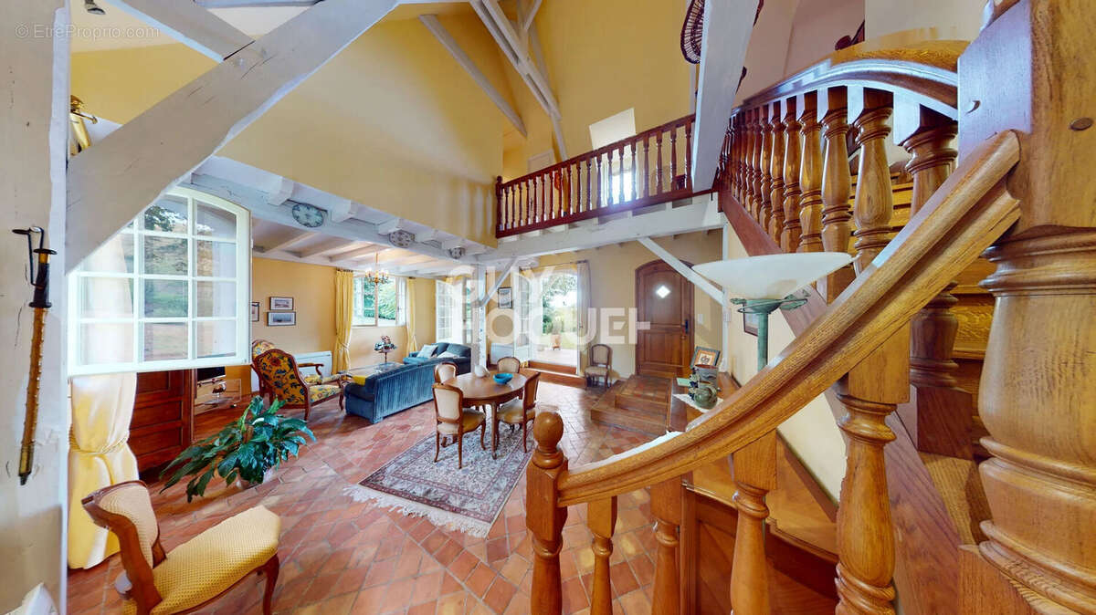 Maison à LABASTIDE-MONREJEAU