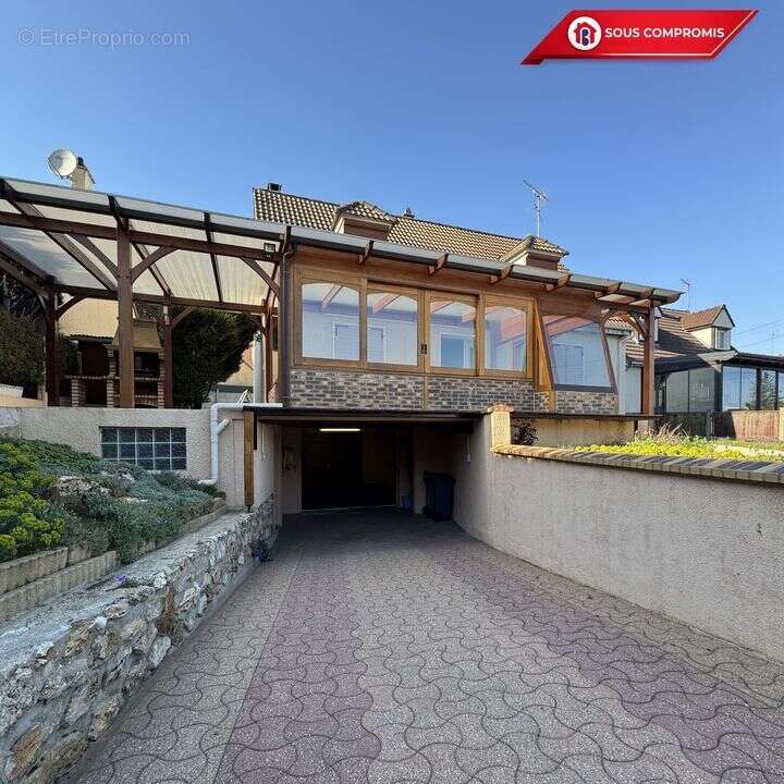 Maison à CHAMARANDE