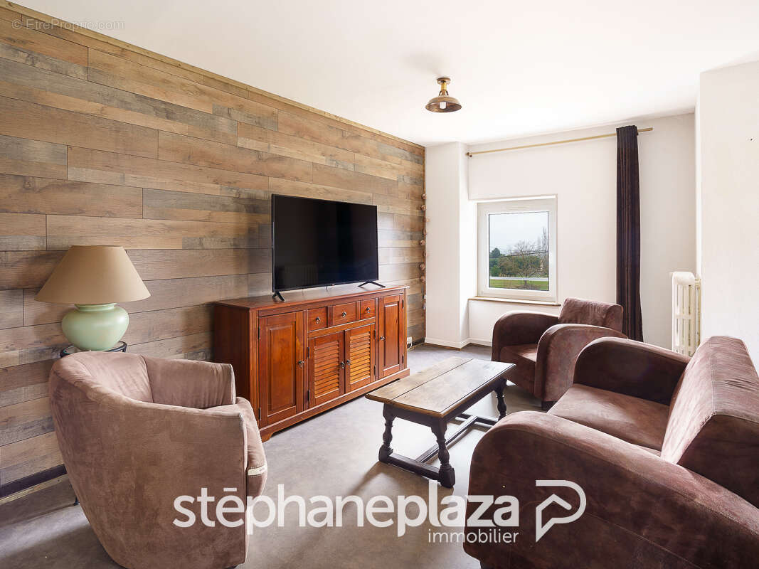 Appartement à UCHIZY