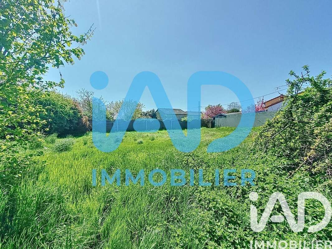 Photo 3 - Terrain à LEIGNES-SUR-FONTAINE