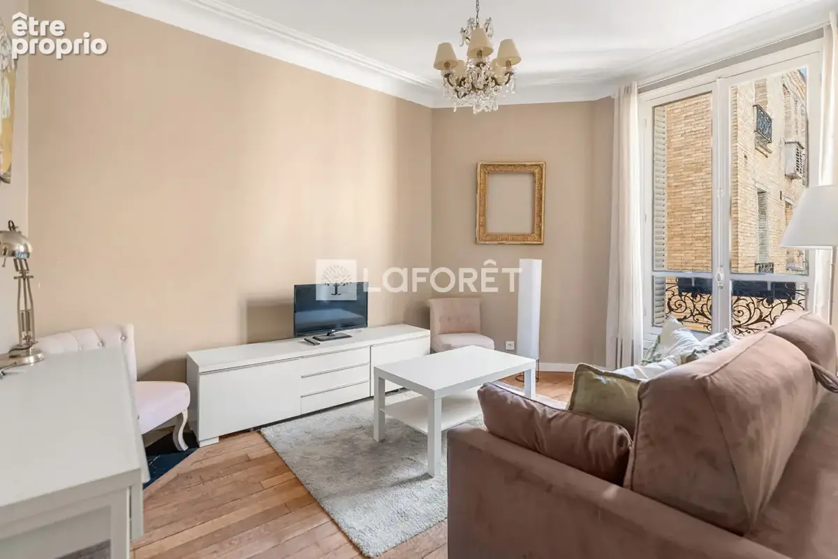Rue de Lévis - Deux pièces - Etage élevé - Belle copropriété - photo 6