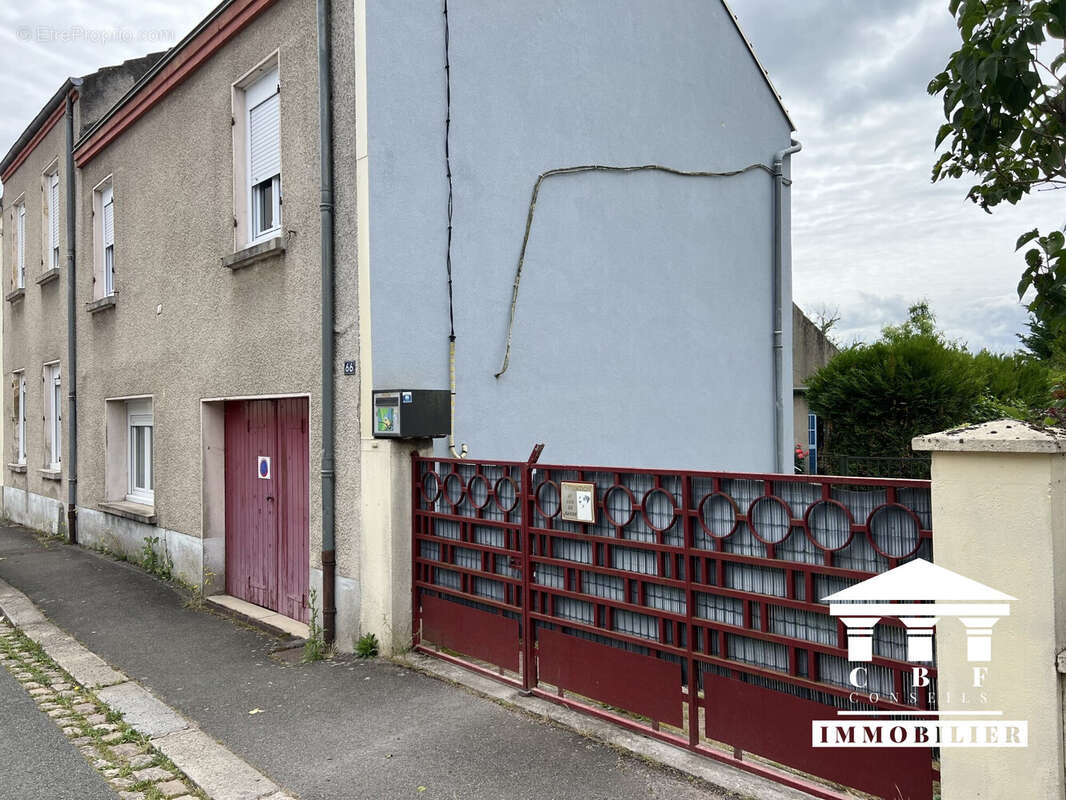 Maison 143 m² à Montchanin  - photo 3