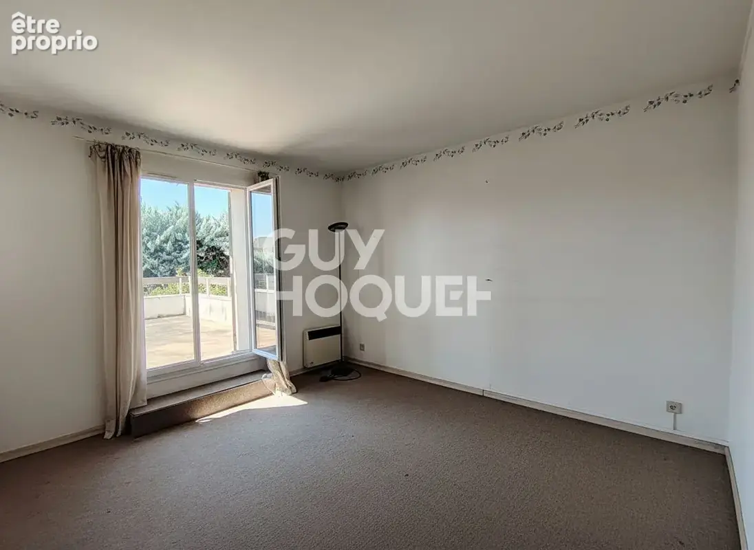 Maison Carpentras 7 pièce(s) de 183 m² - 5 chambres - Jardin - Piscine - Garage / Carport - Forage - photo 5