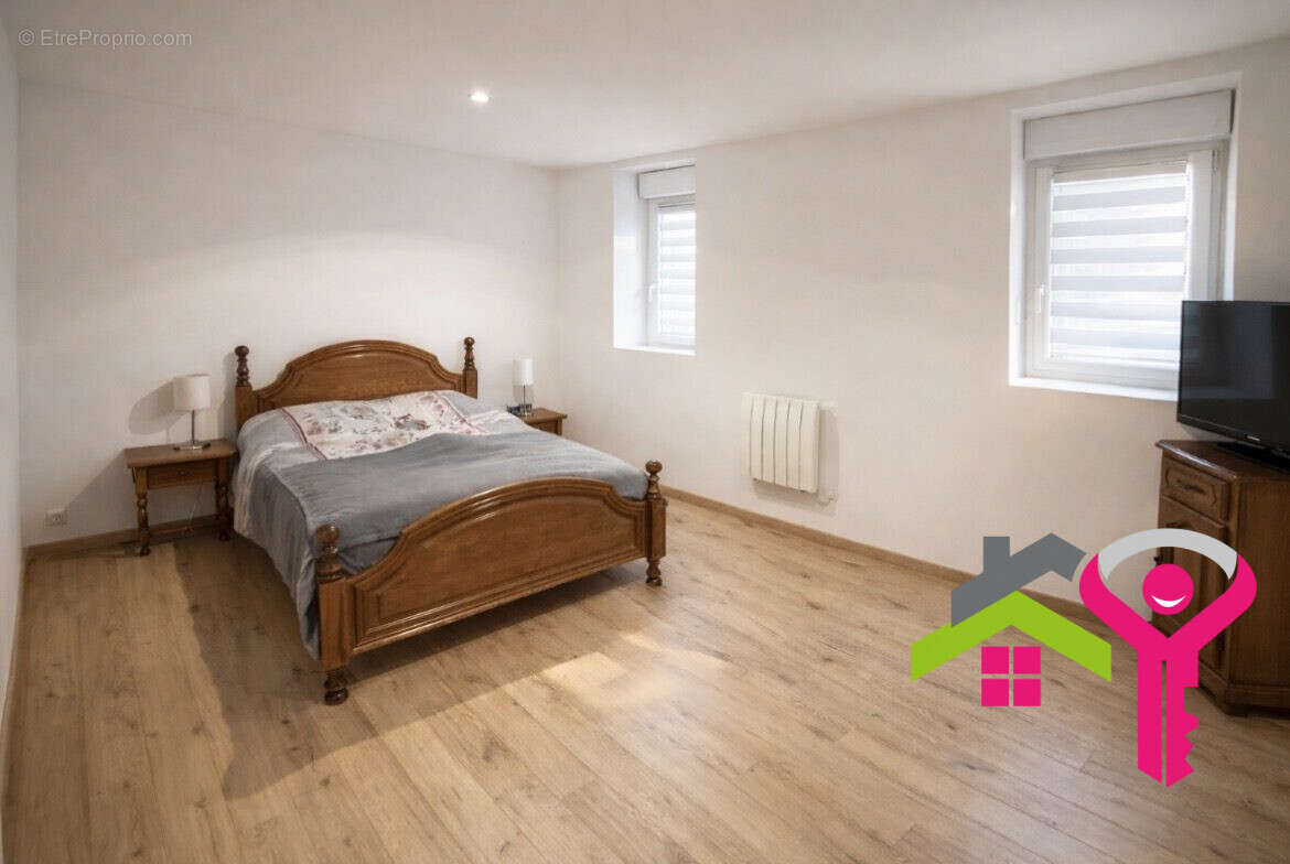 Maison à DOUCHY-LES-MINES