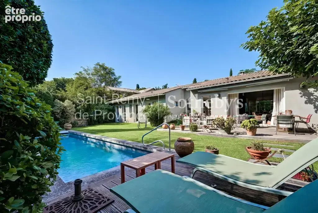 Maison plain pied edifiee en 2012 - coeur historique de villeneuve les avignon - piscine - photo 2