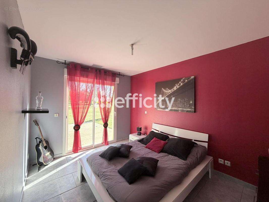 Maison à MOULEYDIER