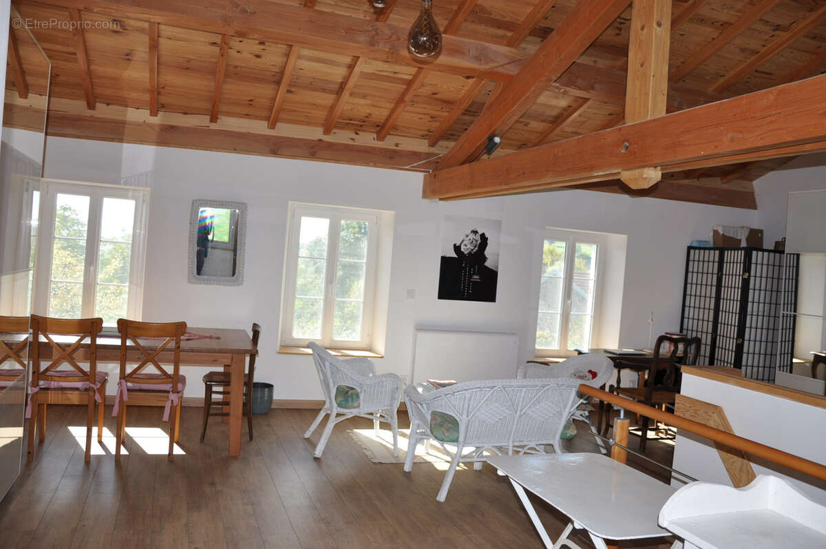 Maison à ARFEUILLES