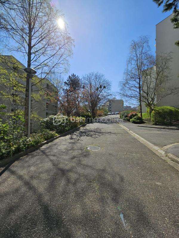 Appartement 4 pièces 87 M² à deux pas du Métro ligne11 - photo 29