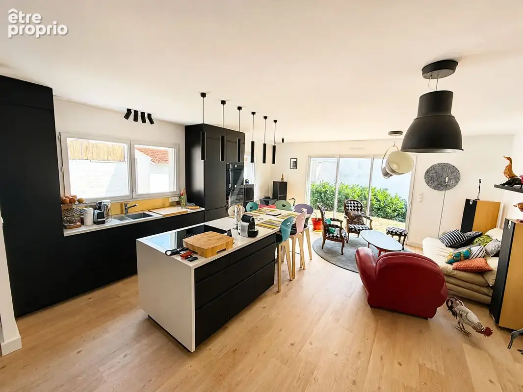 Maison contemporaine au coeur de Saint-Marc-sur-Mer - photo 2