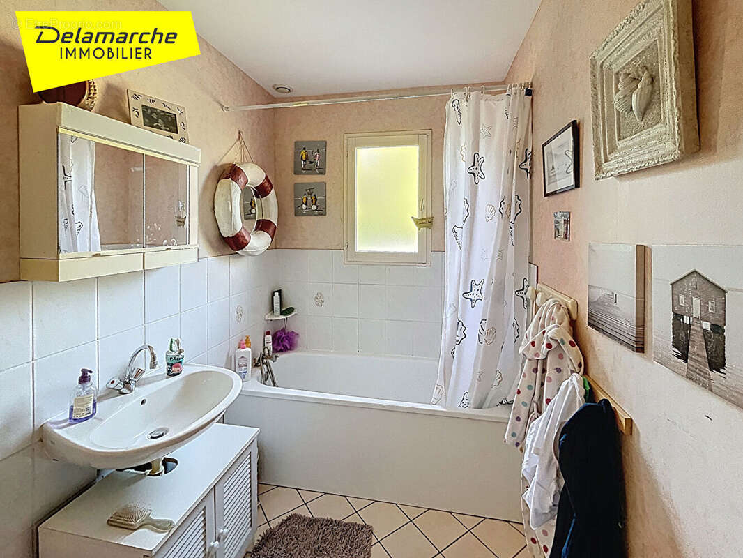 Maison à SAINT-AUBIN-DES-PREAUX