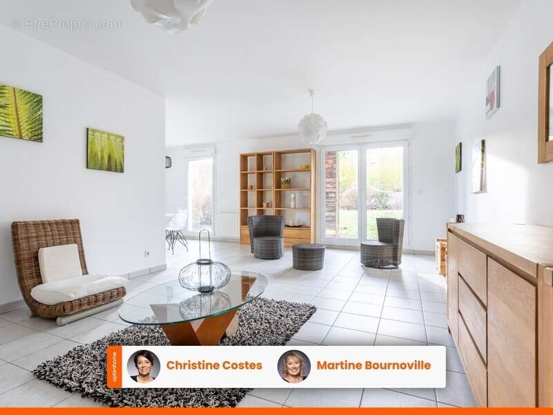 Appartement à CEYRAT