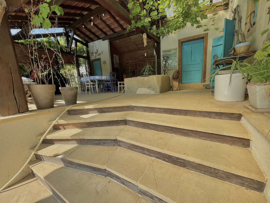 Maison à SANRY-LES-VIGY