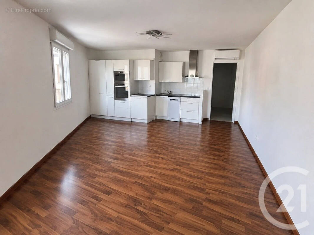 Appartement à ROQUEBRUNE-CAP-MARTIN