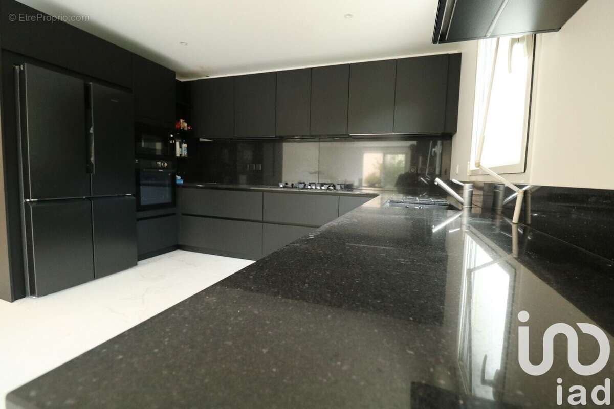 Photo 4 - Maison à BUSSY-SAINT-GEORGES