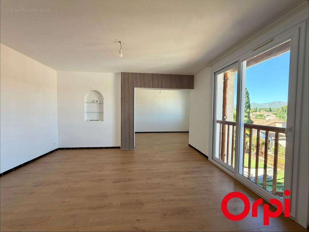Maison familiale de 190 m² – 4 chambres – jardin 122 m² – garage 35 m² – potentiel 2 logements - la penne-sur-huveaune 13821 - photo 6