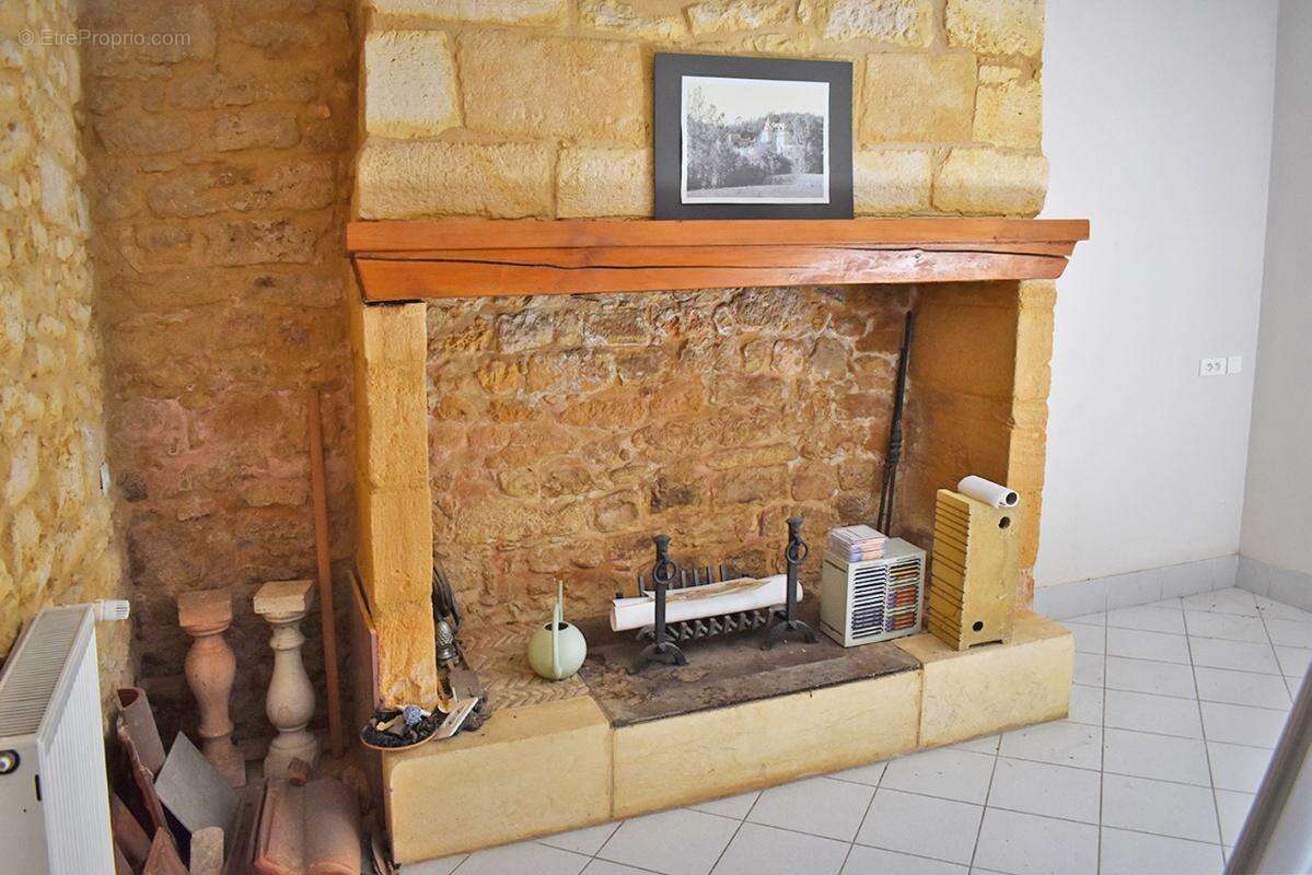 Maison à MONTIGNAC