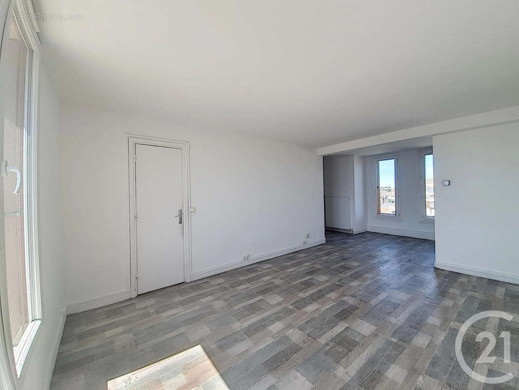 Appartement à MELUN
