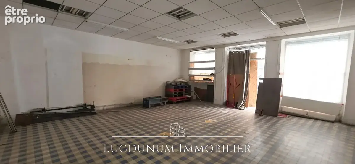 Local commercial  85 m2 - photo 9