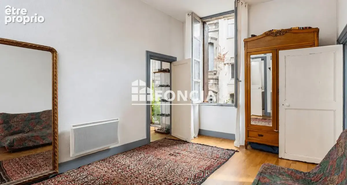Montpellier Écusson — Bel appartement T4 de 90 m² au cœur du patrimoine historique - photo 7