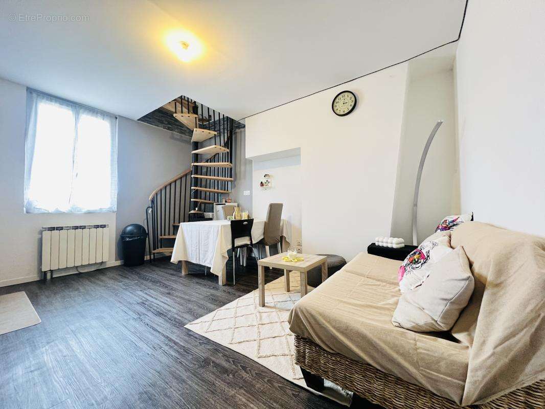 Appartement à SAINT-JUNIEN