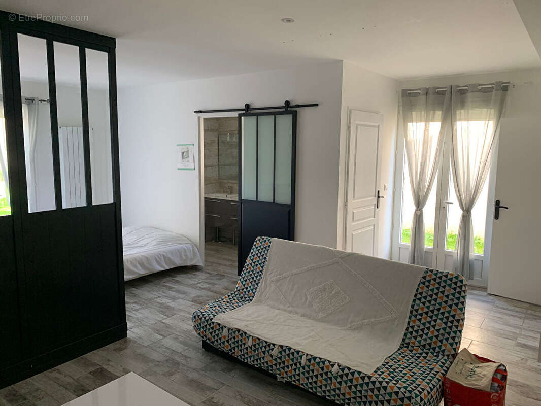 Maison à TONNAY-CHARENTE