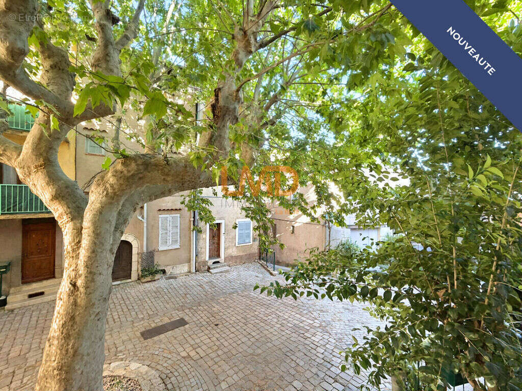 Appartement à BARGEMON